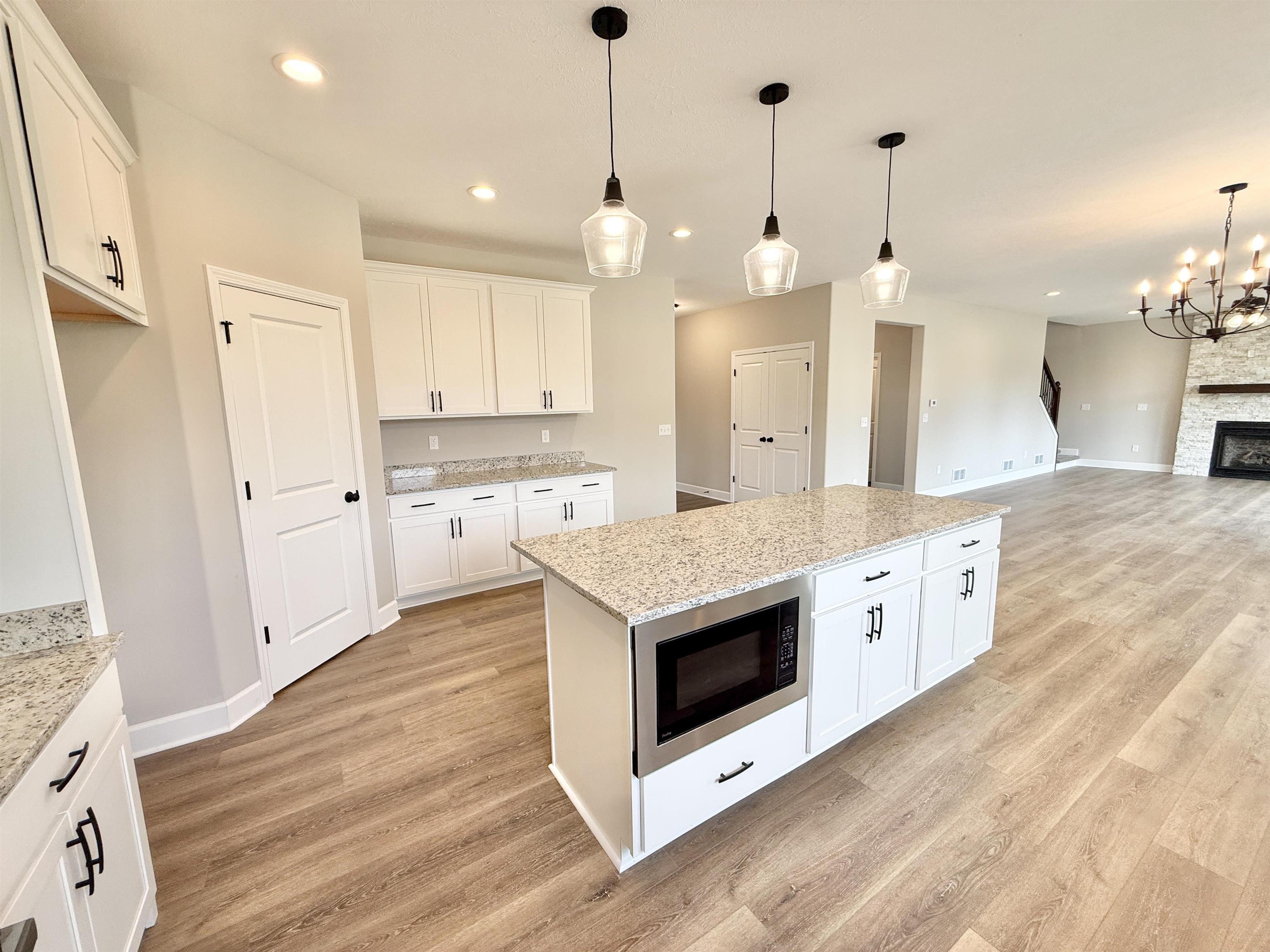 12227 Joncey Drive Roscoe, IL 61073 - Photo 11 of 47