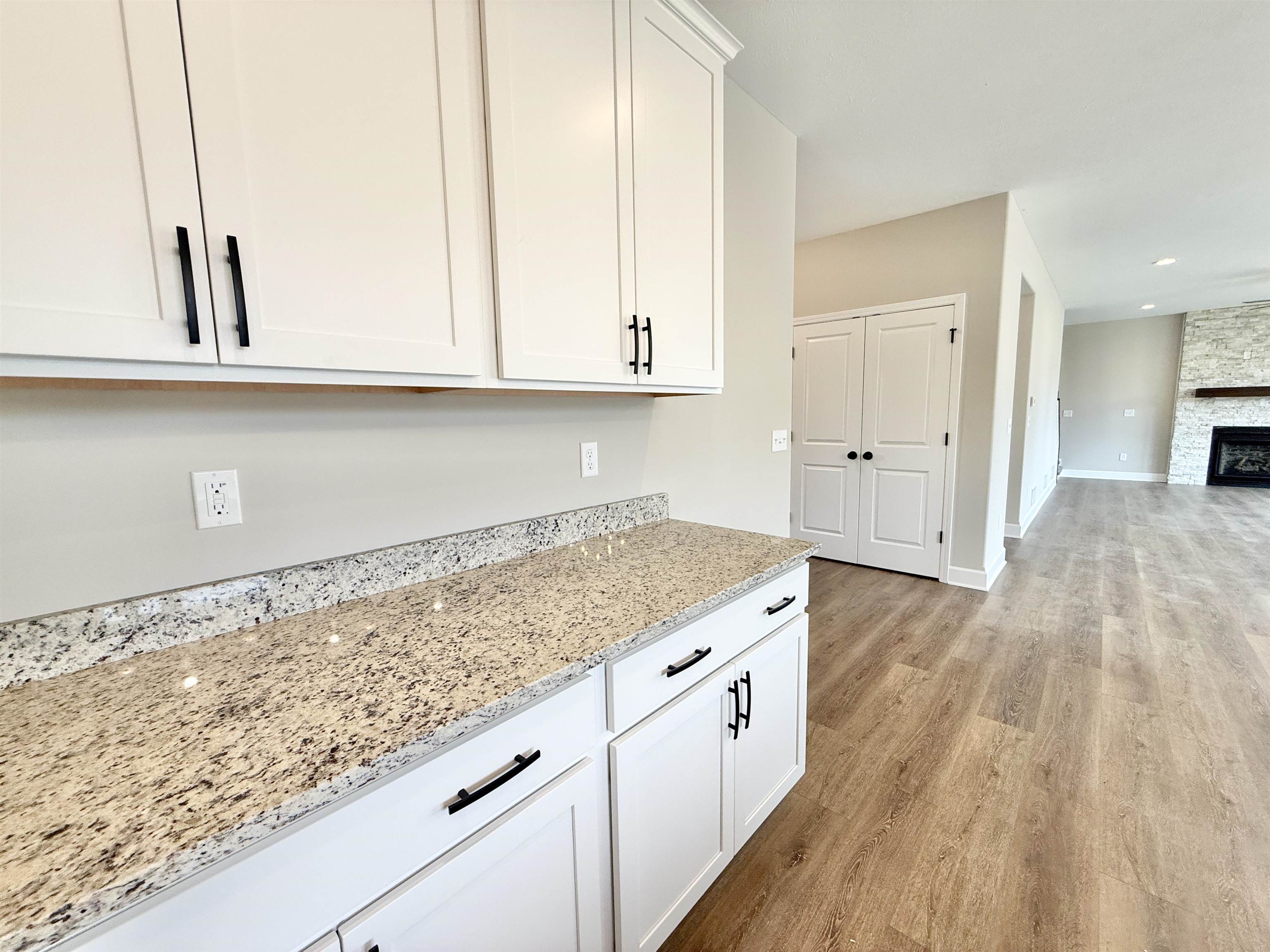 12227 Joncey Drive Roscoe, IL 61073 - Photo 12 of 47