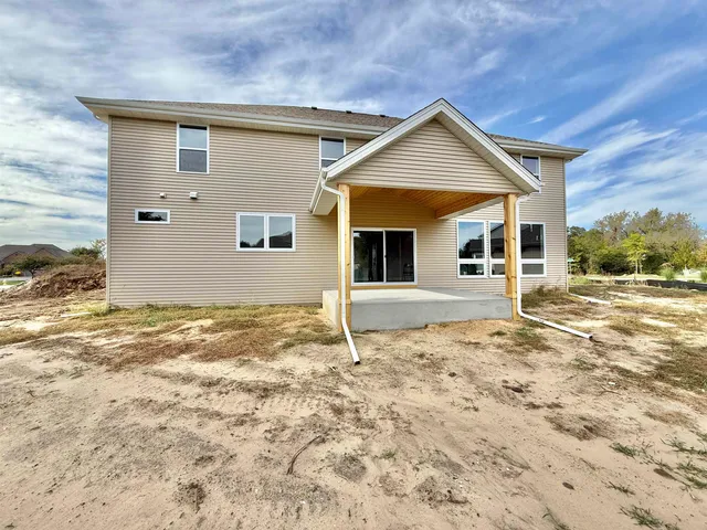 $583,900 | 12227 Joncey Drive, Roscoe, IL 61073