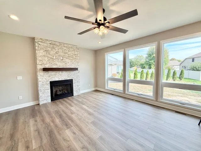 $583,900 | 12227 Joncey Drive, Roscoe, IL 61073