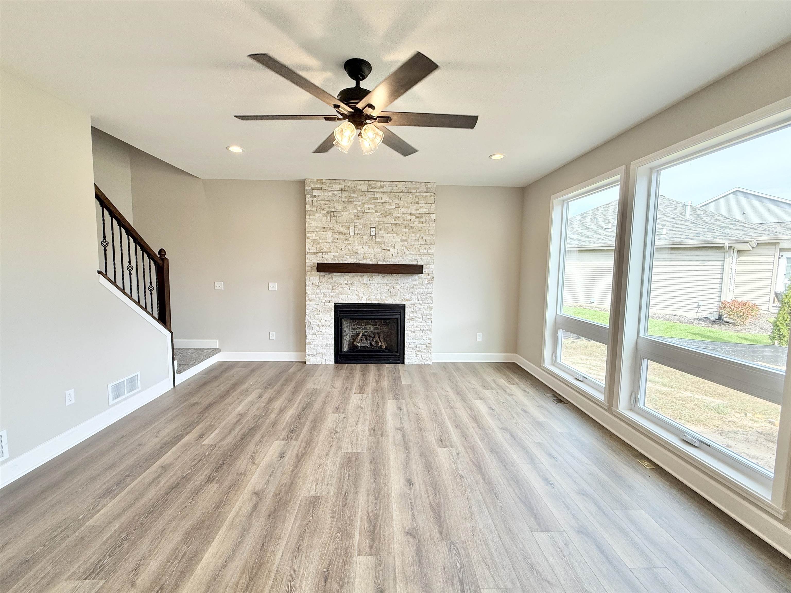 12227 Joncey Drive Roscoe, IL 61073 - Photo 4 of 47