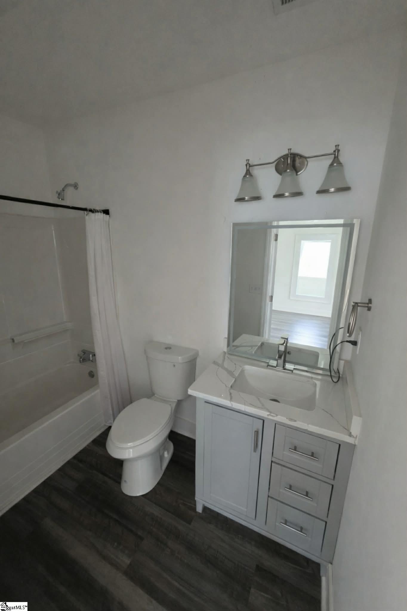 559 Perrin Avenue Woodruff, SC 29388 - Photo 8 of 14