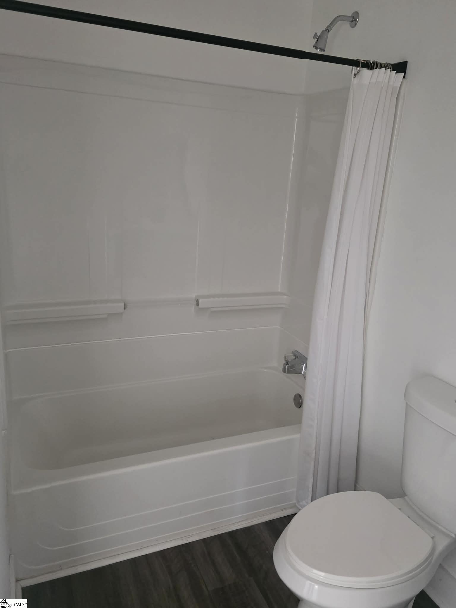 559 Perrin Avenue Woodruff, SC 29388 - Photo 9 of 14