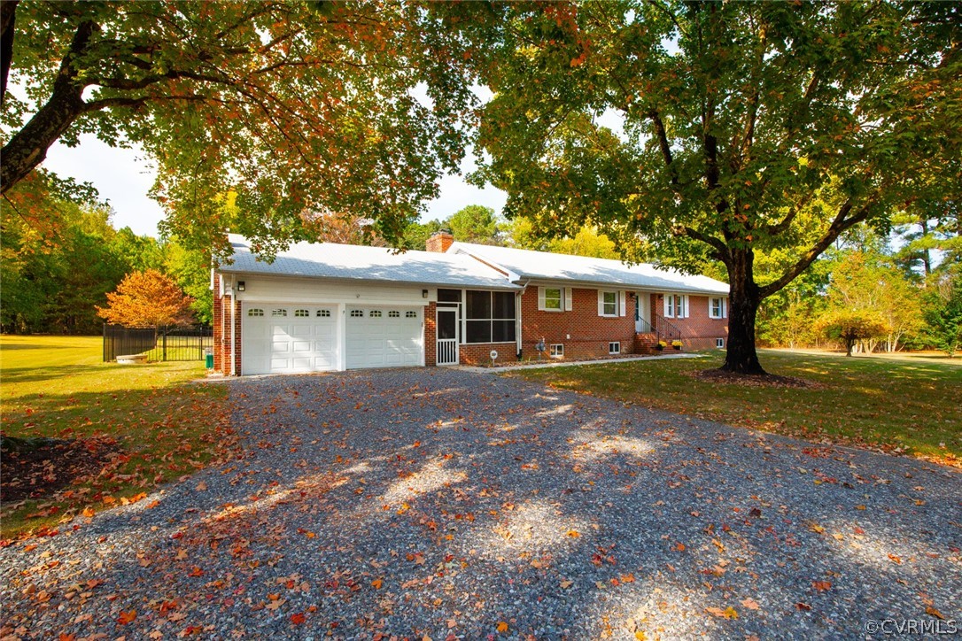 12197 Cheroy Road Ashland, VA 23005 - Photo 5 of 50 Gallery Image 5