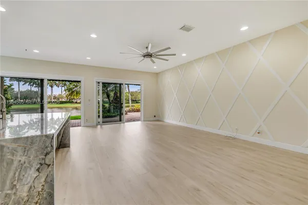 $5,900 | 1279 Leeward Way, Weston, FL 33327