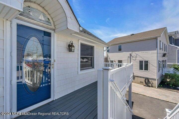 3125 Creek Road Toms River, NJ 08753 - Photo 7 of 60 a view of living room kitchen and entryway