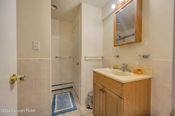 $459,000 | 276 Overlook Way, Tannersville, PA 18372