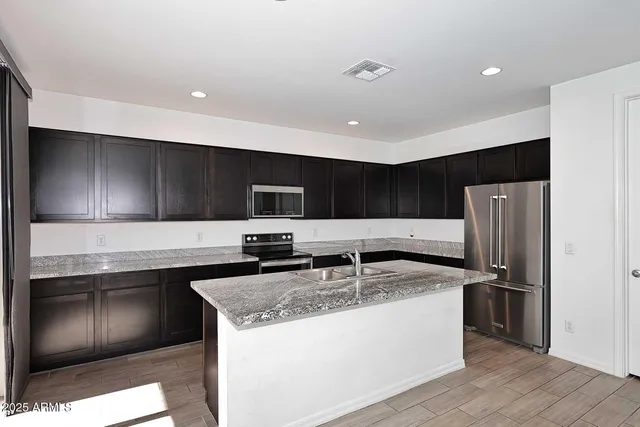 $3,000 | 9313 East Static Avenue, Mesa, AZ 85212