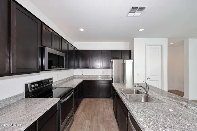 $3,000 | 9313 East Static Avenue, Mesa, AZ 85212