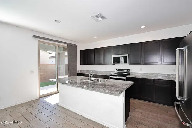 $3,000 | 9313 East Static Avenue, Mesa, AZ 85212