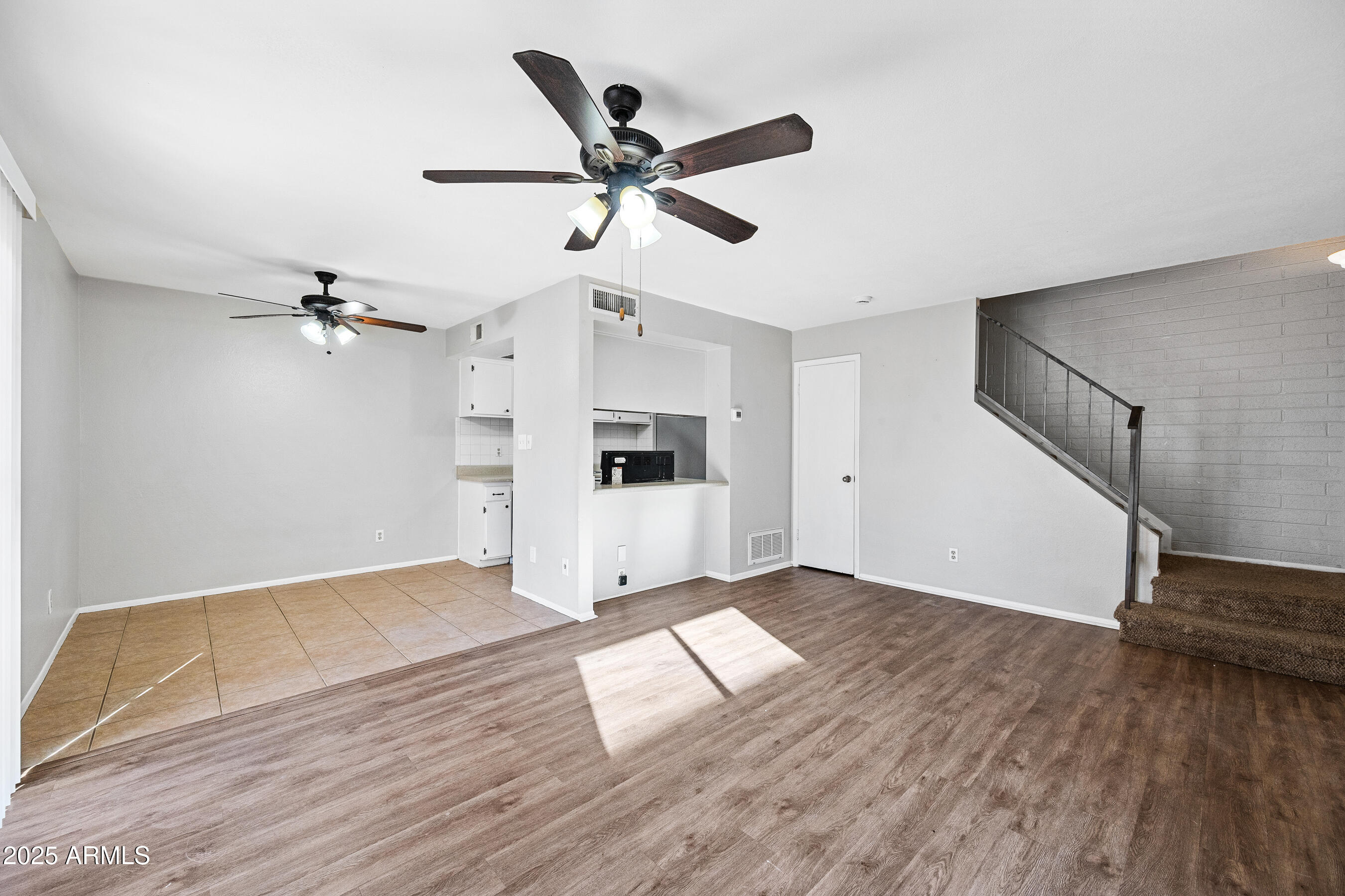 948 South Alma School Road, Unit 47 Mesa, AZ 85210 - Photo 5 of 19 5-948SASR47-ocupix-