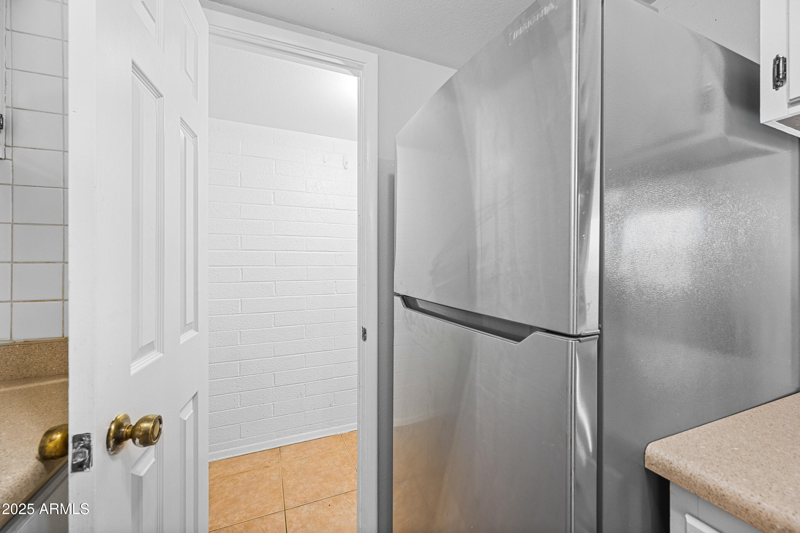 948 South Alma School Road, Unit 47 Mesa, AZ 85210 - Photo 9 of 19 9-948SASR47-ocupix-