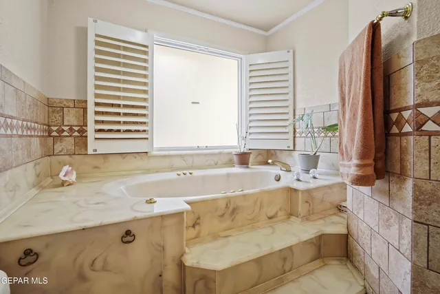 $450,000 | 1935 Bay City Place, El Paso, TX 79936