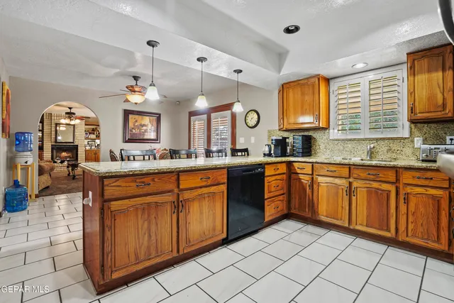 $450,000 | 1935 Bay City Place, El Paso, TX 79936