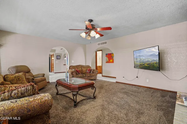 $450,000 | 1935 Bay City Place, El Paso, TX 79936