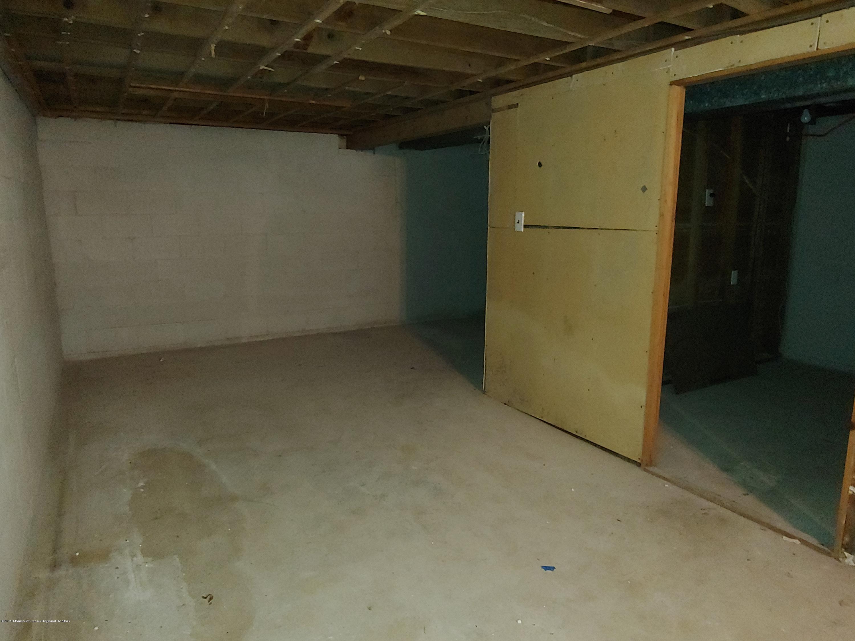 398 Dover Road Toms River, NJ 08757 - Photo 22 of 32 20190304_085955