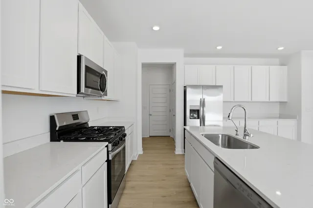 $351,690 | 1624 Hemlock Circle, Greenfield, IN 46140