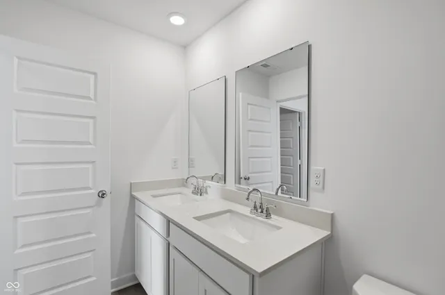 $351,690 | 1624 Hemlock Circle, Greenfield, IN 46140