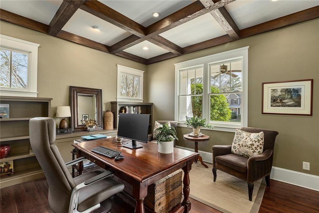 750 East Powderhorn Road Northeast Atlanta, GA 30342 - Photo 17 of 82