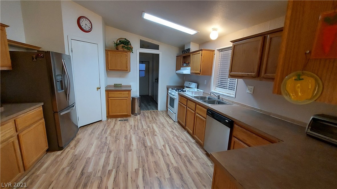 199 Mecca Road Amargosa Valley, NV 89020 - Photo 8 of 28 Gallery Image 8