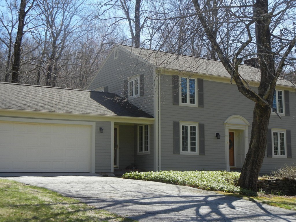 8 Russell Road Wilbraham, MA 01095 - Photo 1 of 28