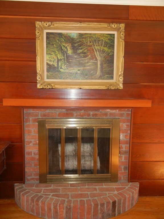 8 Russell Road Wilbraham, MA 01095 - Photo 6 of 28