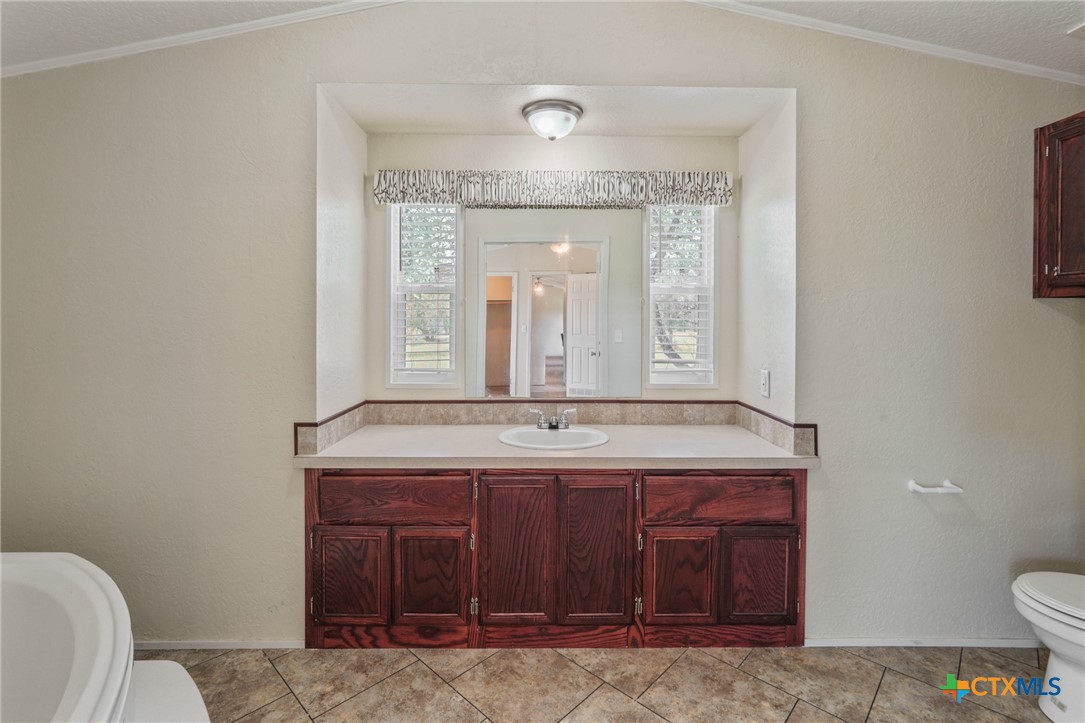 130 Old Goliad Road Refugio, TX 78377 - Photo 16 of 37