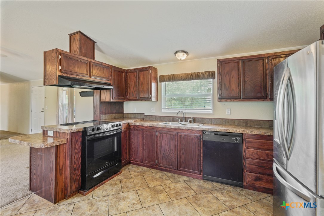 130 Old Goliad Road Refugio, TX 78377 - Photo 9 of 37