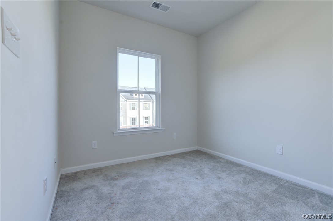 429 Crofton Village Terrace Midlothian, VA 23114 - Photo 24 of 35 an empty room with a window