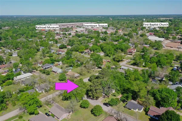$162,860 | 421 South 8th Avenue, Teague, TX 75860