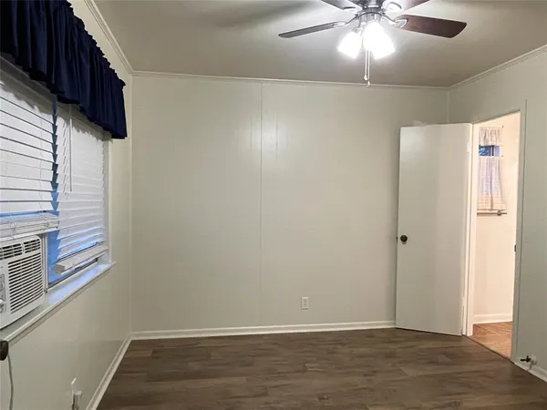 $162,860 | 421 South 8th Avenue, Teague, TX 75860