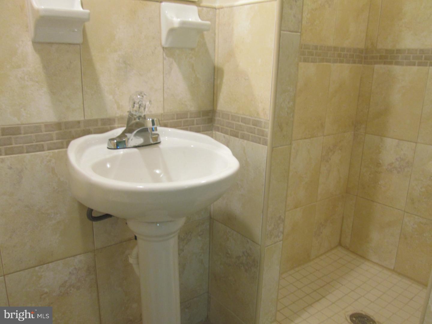 7505 Briar Road Philadelphia, PA 19138 - Photo 22 of 25 Gallery Image 22