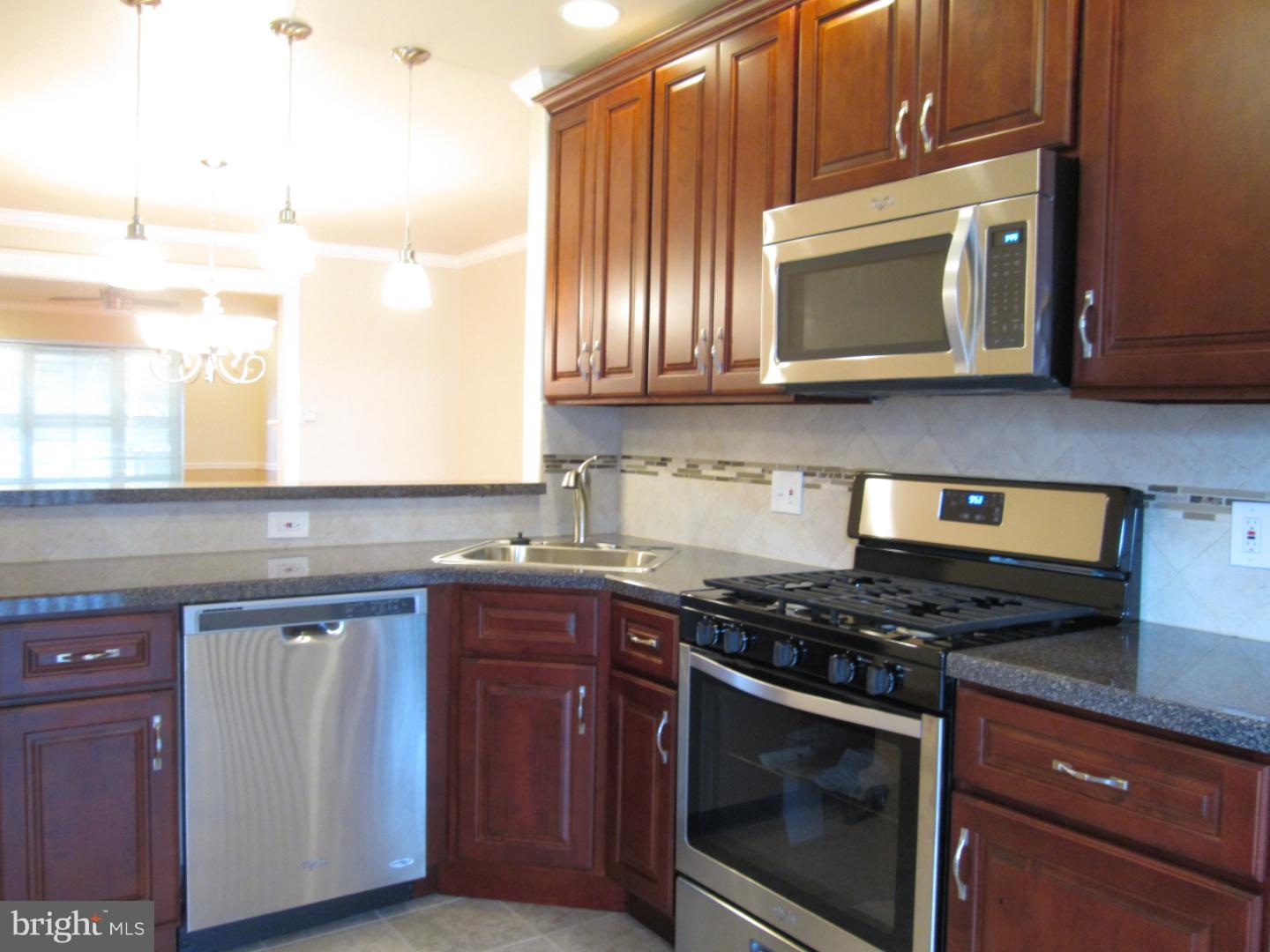 7505 Briar Road Philadelphia, PA 19138 - Photo 9 of 25 Gallery Image 9