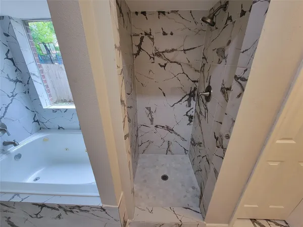 $2,300 | 13522 Ryanwood Drive, Houston, TX 77065