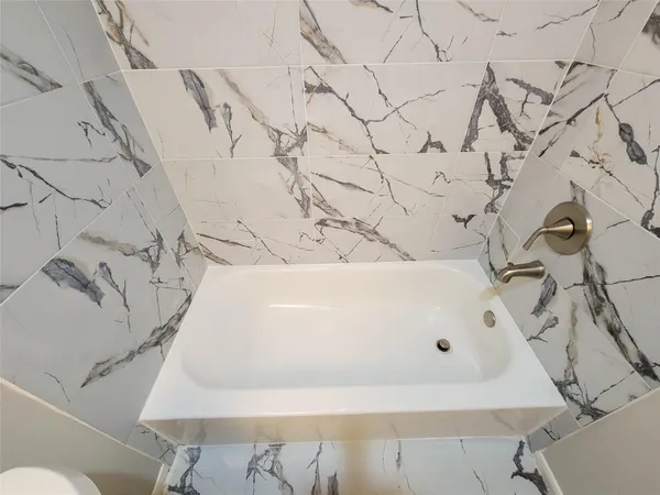 $2,300 | 13522 Ryanwood Drive, Houston, TX 77065