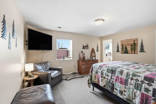 $399,900 | 38630 Woodview Lane, Le Center, MN 56057