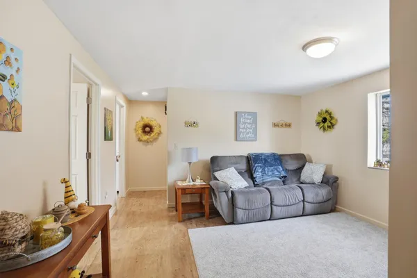 $399,900 | 38630 Woodview Lane, Le Center, MN 56057