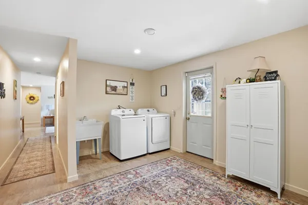 $399,900 | 38630 Woodview Lane, Le Center, MN 56057