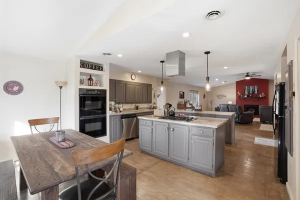 $399,900 | 38630 Woodview Lane, Le Center, MN 56057