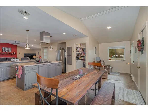 $399,900 | 38630 Woodview Lane, Le Center, MN 56057