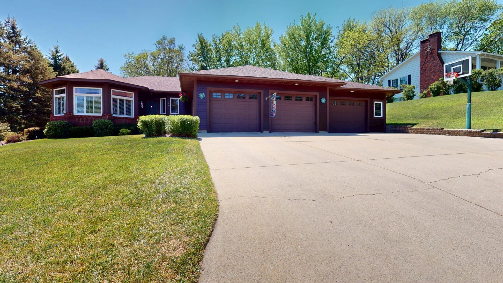 1401 Martin Road Albert Lea, MN 56007 - Photo 1 of 70