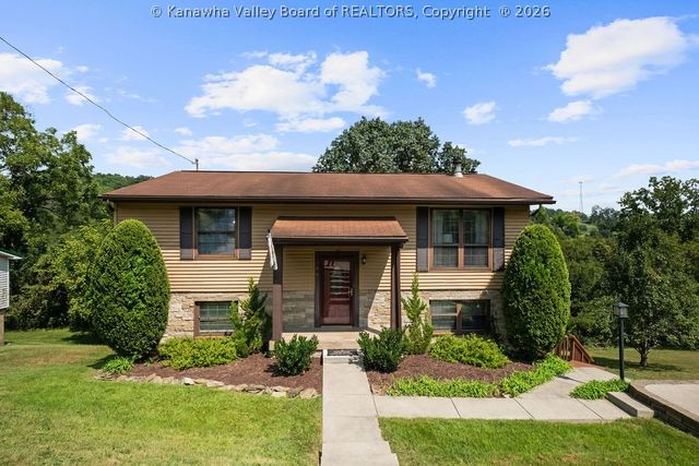 $228,000 | 106 Phyllis Drive, Charleston, WV 25302
