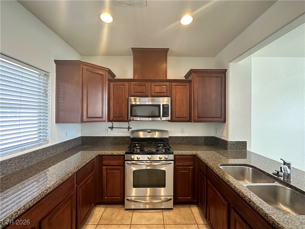 4650 Ranch House Road, Unit 117 North Las Vegas, NV 89031 - Photo 2 of 23