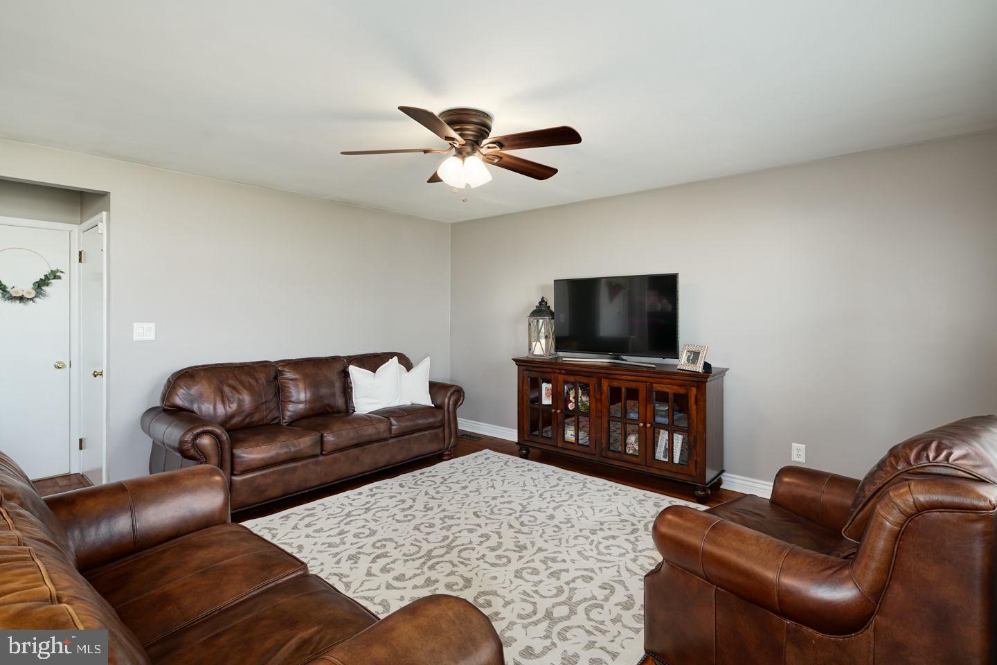 18 Hamilton Road Marlton, NJ 08053 - Photo 16 of 34 Family room and access to garage and half bath