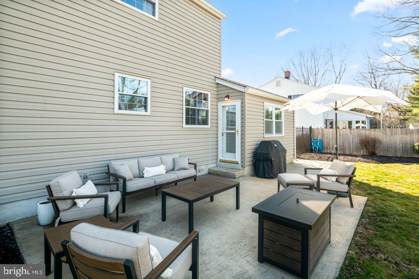 18 Hamilton Road Marlton, NJ 08053 - Photo 29 of 34 Rear patio