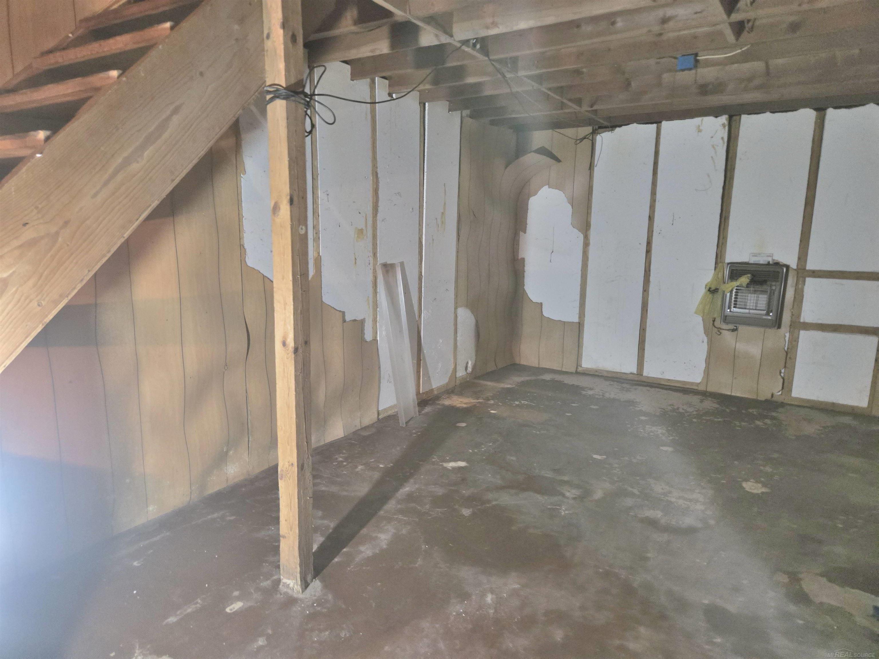 1915 West Garfield Road New Era, MI 49446 - Photo 13 of 15