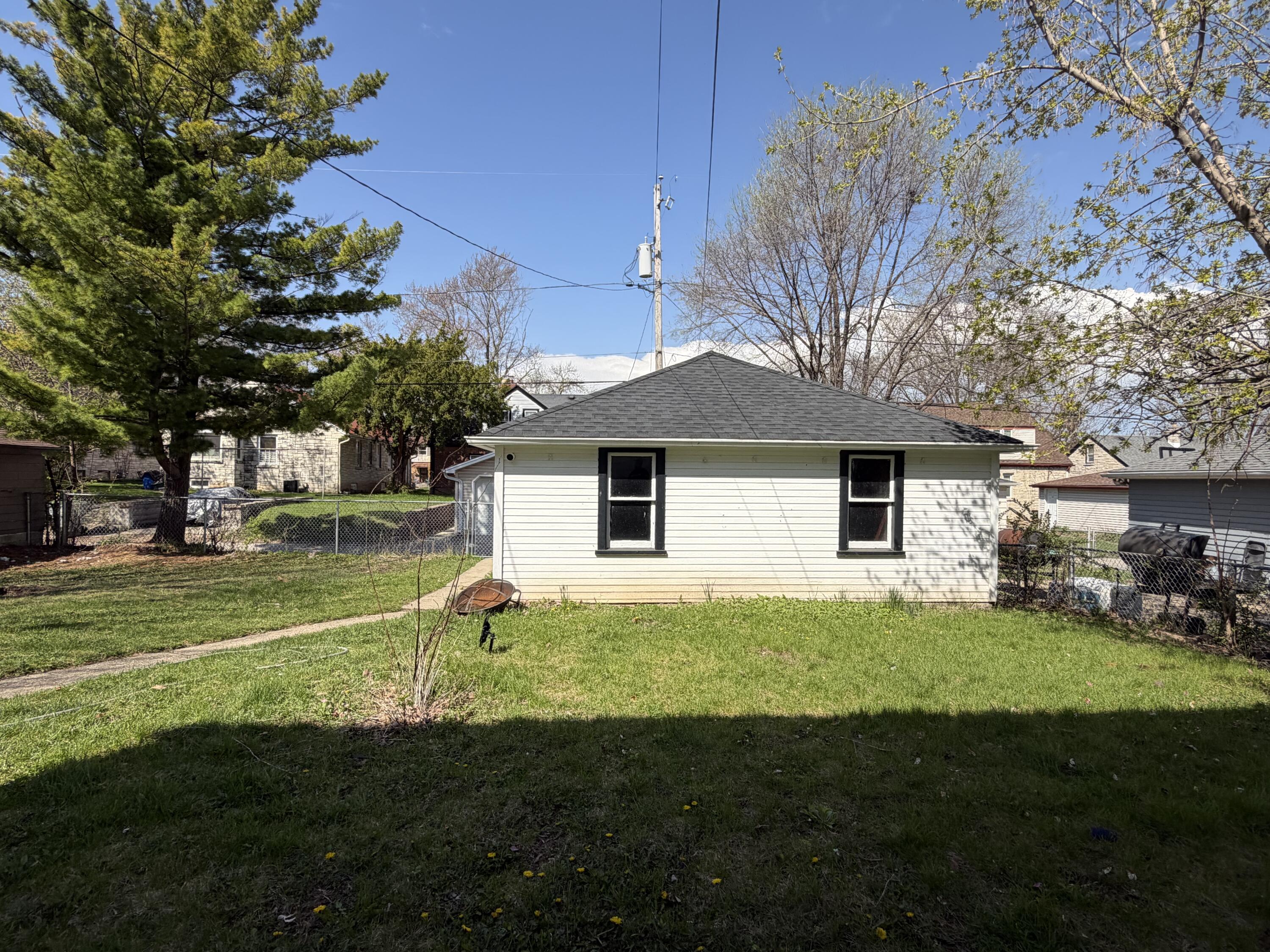 3847 North 55th Street Milwaukee, WI 53216 - Photo 60 of 65 IMG_1656