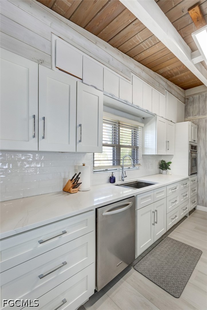 370 Bayland Road Fort Myers Beach, FL 33931 - Photo 11 of 45