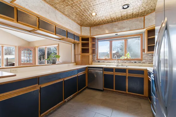 $325,000 | 1452 Langfield Street, White Lake, MI 48386