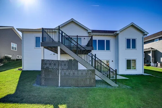 $679,900 | 6612 Vista Windsor Wi 53598, Windsor, WI 53598